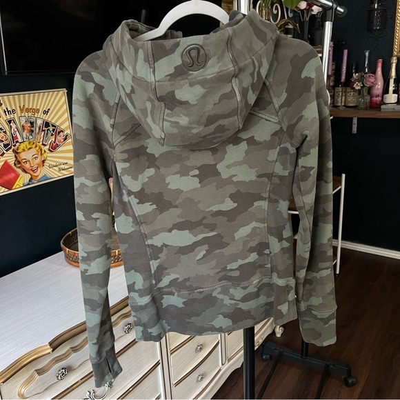 Lululemon Scuba Hoodie *Light Cotton Fleece
Heritage 365 Camo Green Twill Multi - Picture 8 of 11